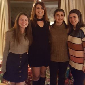 Meet your Posher, Paula